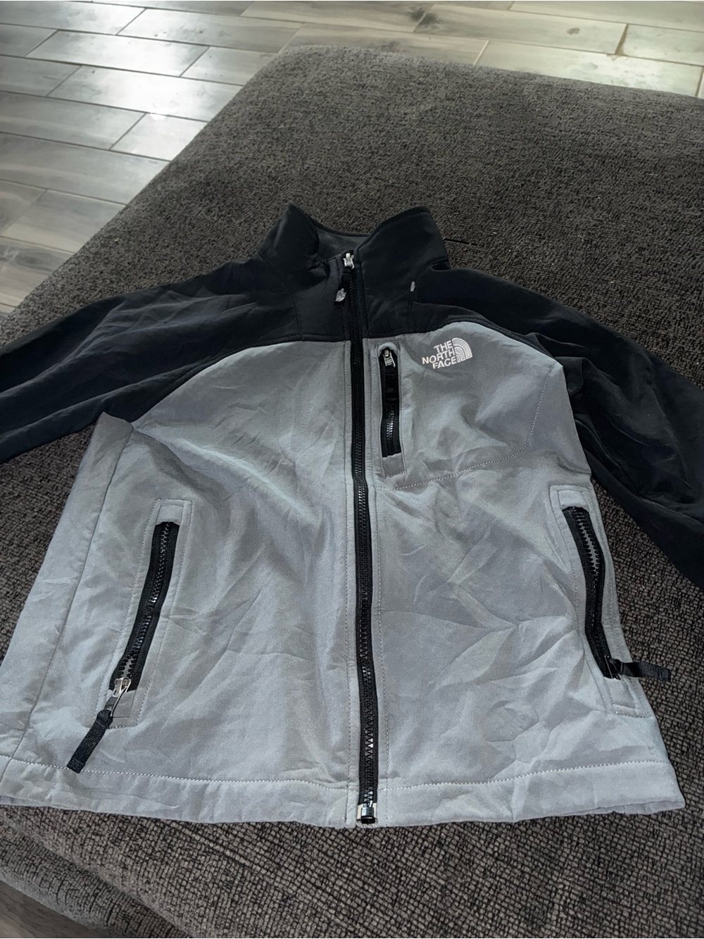 The North Face Kids Black & Gray Softshell Performance Jacket